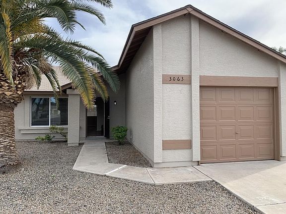3063 W Irma Ln - MLS Pic #2