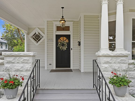3rd image of 2750 ST JOHNS Avenue