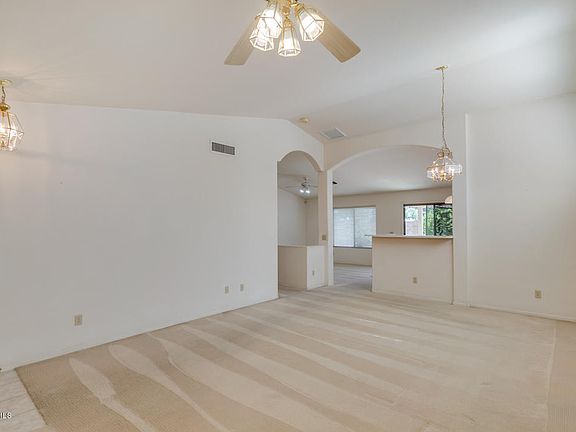 5th image of 8125 W Glenn Dr