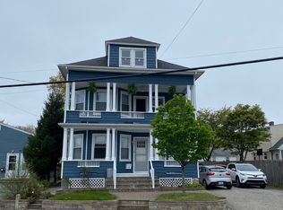 580 Admiral St, Providence, RI 02908