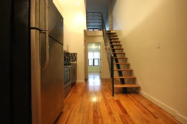 Rented by Nooklyn NYC LLC | media 28