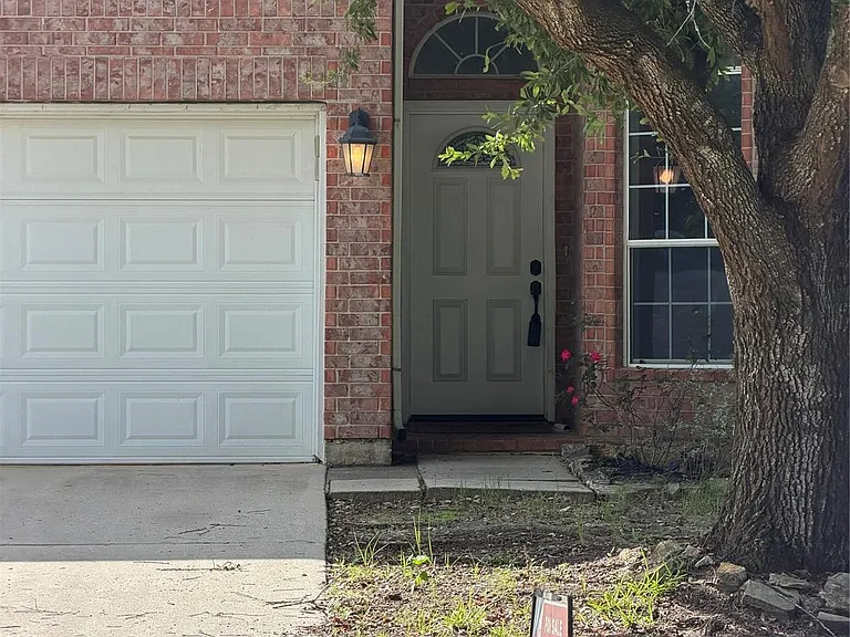 9210 Hidden Lake Cir E — Photo 47