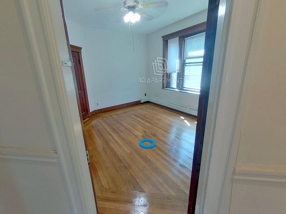 2nd image of 1409 Commonwealth Ave #4D