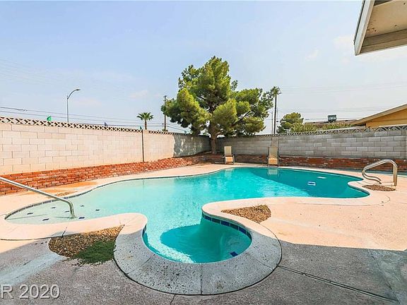 4th image of 2213 El Greco St