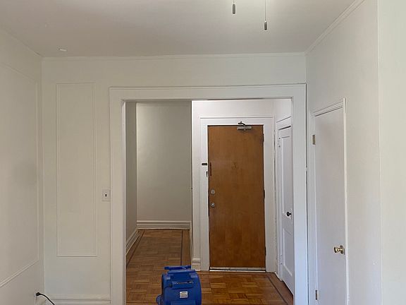 5th image of 185 High St APT 3