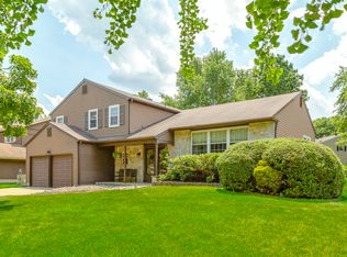 13 Downing St, Cherry Hill, NJ 08003