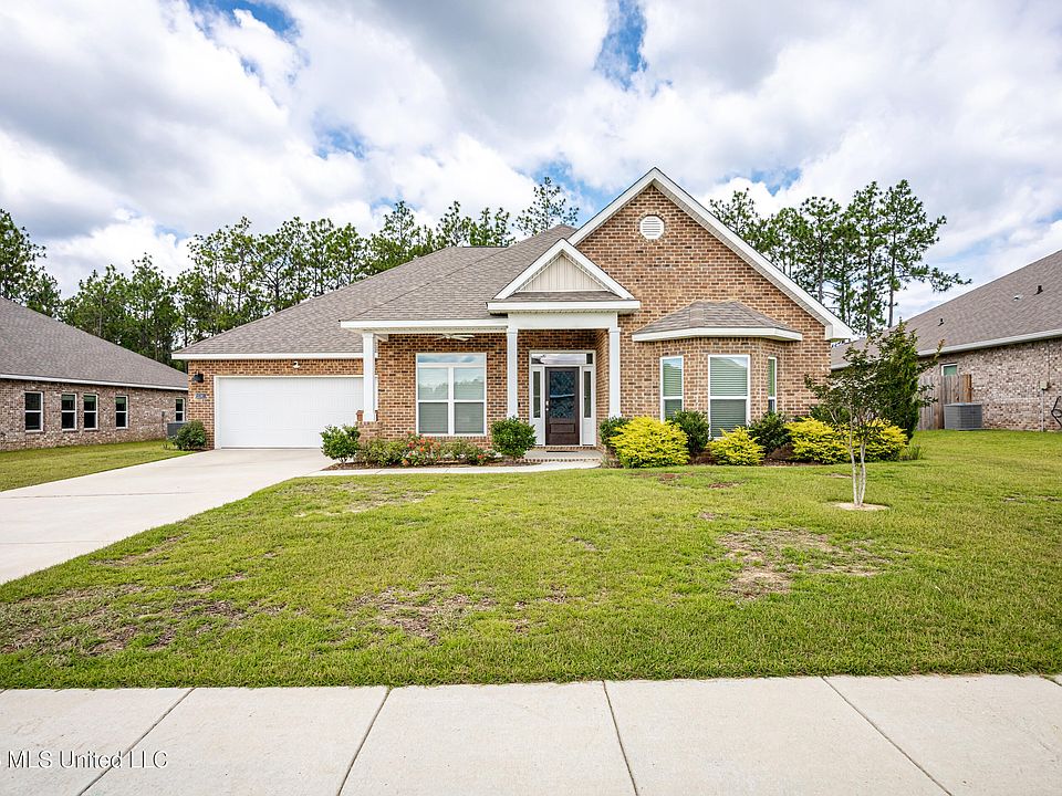 1st image of 15381 Dandelion Dr
