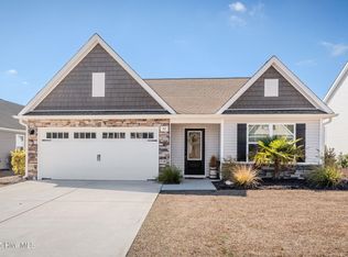 77 W Luminous Way, Hampstead, NC 28443