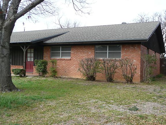 2nd image of 3334 Cumberland Dr