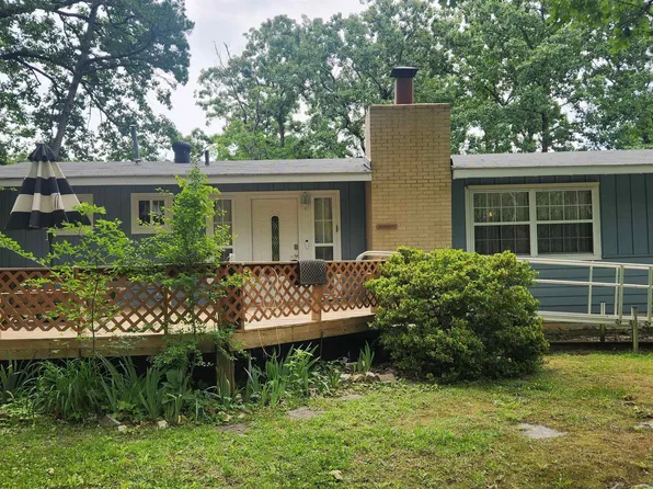 24 Wooded Acres Ln, Mount Ida, AR 71957