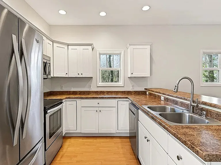 2 bed, 1145 sqft, $1,995 — Photo 4