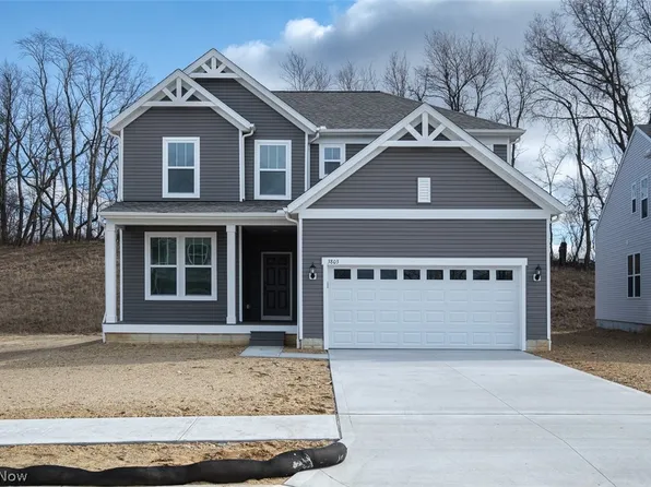 3803 Golden Wood Way, Uniontown, OH 44685