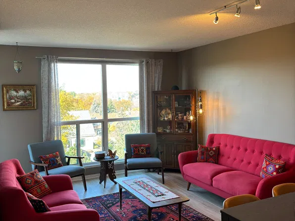 2177 Burnhamthorpe Rd W #605, Mississauga, ON L5L 5P9