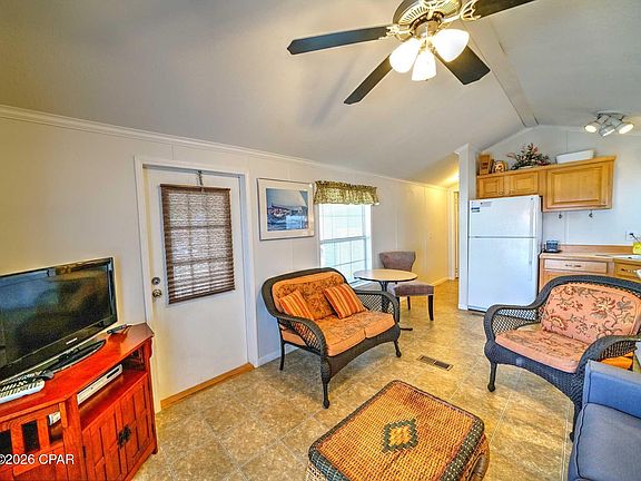 4th image of 181 Marlin Cir