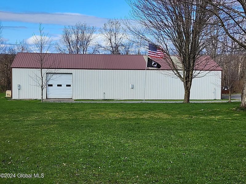 5th image of 1382 Carlisle Road