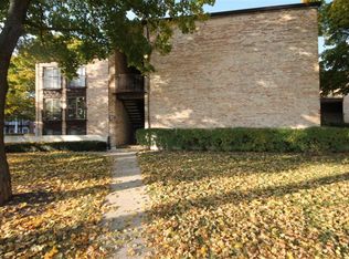 1970 Cherry Ln APT 207, Northbrook, IL