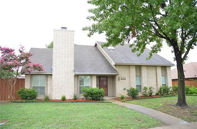1st image of 1708 Paxton Dr