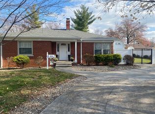 2425 Washington St, Columbus, IN 47201
