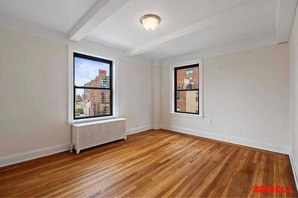 Rented by Arwell Realty | media 24