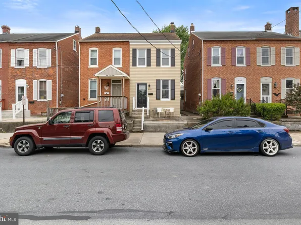 846 Blunston St, Columbia, PA 17512