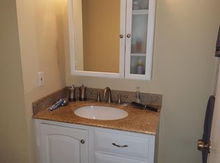 6610 Thornhill Ct, Boca Raton, FL 33433