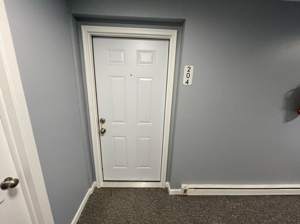1935 Brookside Dr APT 202