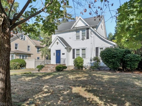 359 Bogert Ave