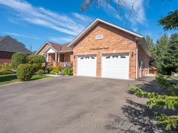 61 Broadview St, Collingwood, ON L9Y 0X2