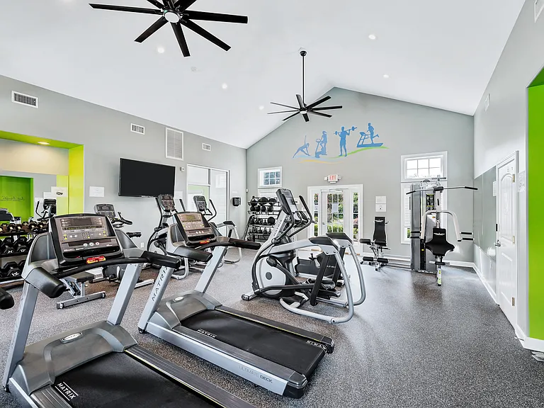 Rivermont Crossing Townhomes & Apartments — Photo 6