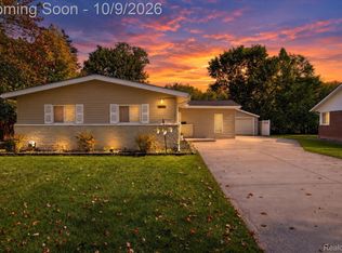 29936 Westbrook Pkwy, Southfield, MI 48076