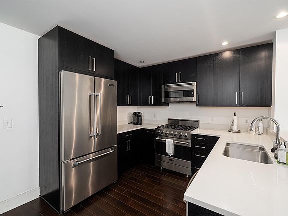 5th image of 1100 Maxwell Ln Unit 335