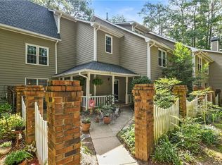 1445 Oakridge Cir, Decatur, GA 30033