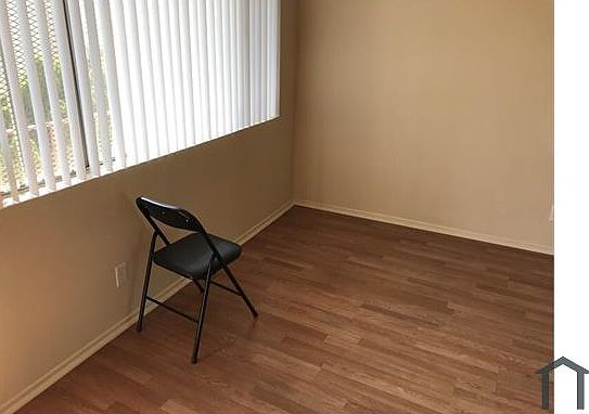 5th image of 6605 S Victoria Ave APT 10