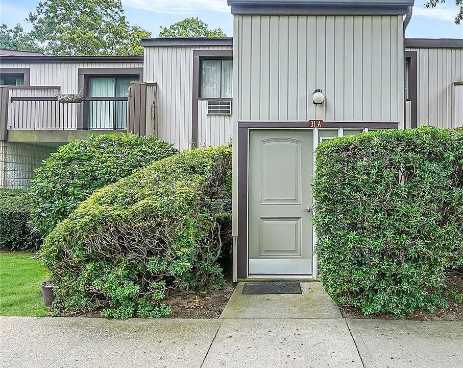1st image of 31 Richmond Blvd Unit 1B