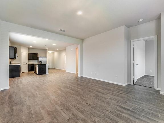 4th image of 8733 Willow Run Ct