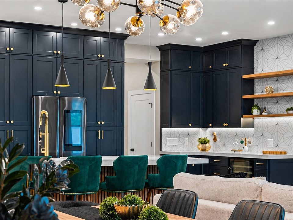 1st image of 51 Crescent Ave #204