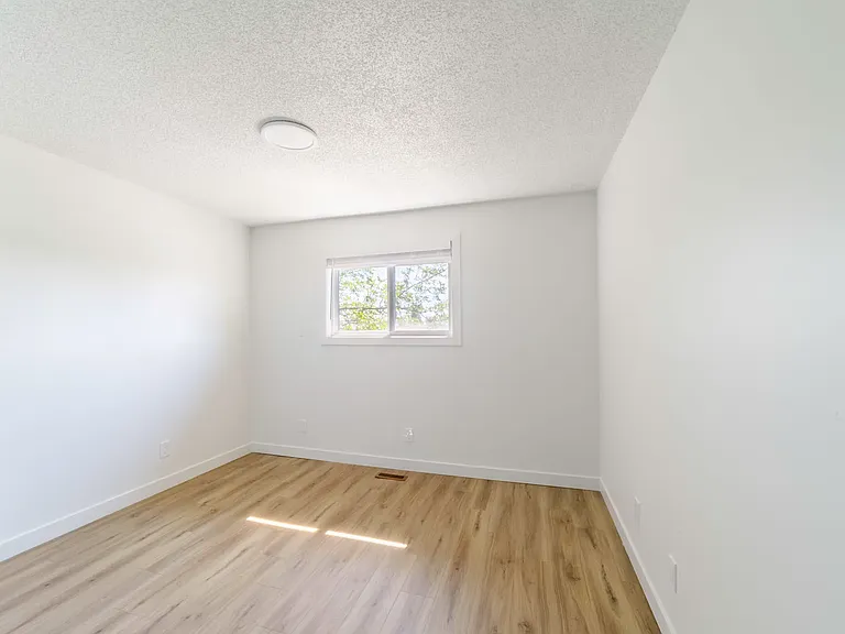 739 Bracewood Dr SW — Photo 62