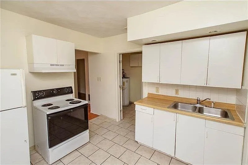 2 bed, 928 sqft, $750 — Photo 4