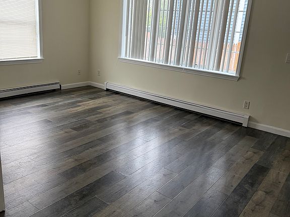 4th image of 94 Bogman St #A