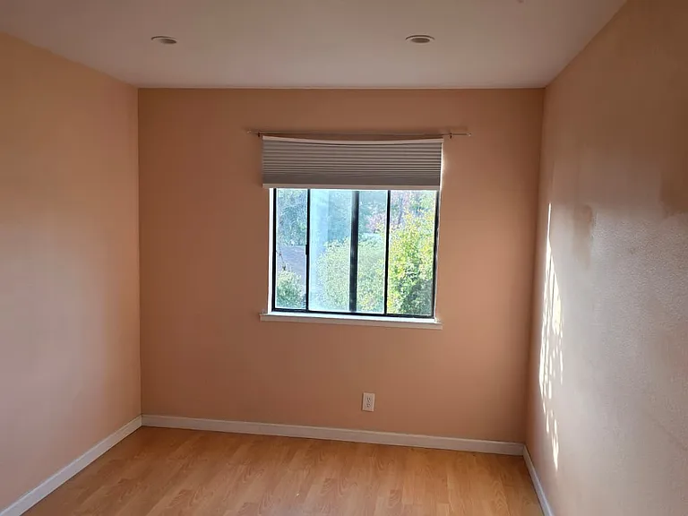 197 N Sunnyvale Ave #B — Photo 3