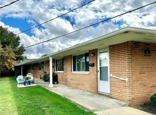 21834 River Oaks Dr APT 7E, Rocky River, OH 44116