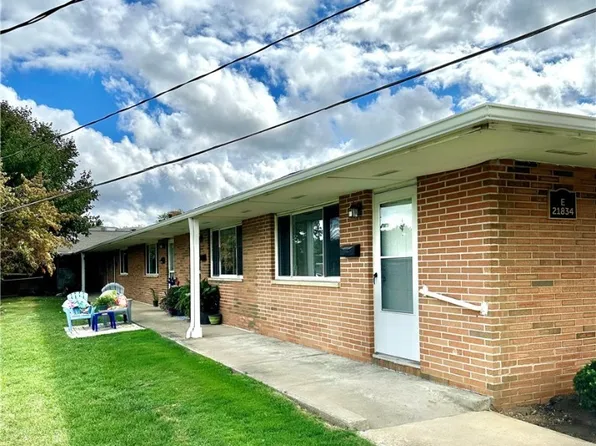 21834 River Oaks Dr APT 7E, Rocky River, OH 44116