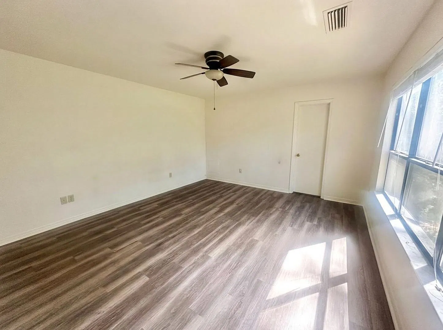 Fully Remodeled - 1620 NW 23rd Street (Maple Ridge) — Photo 4