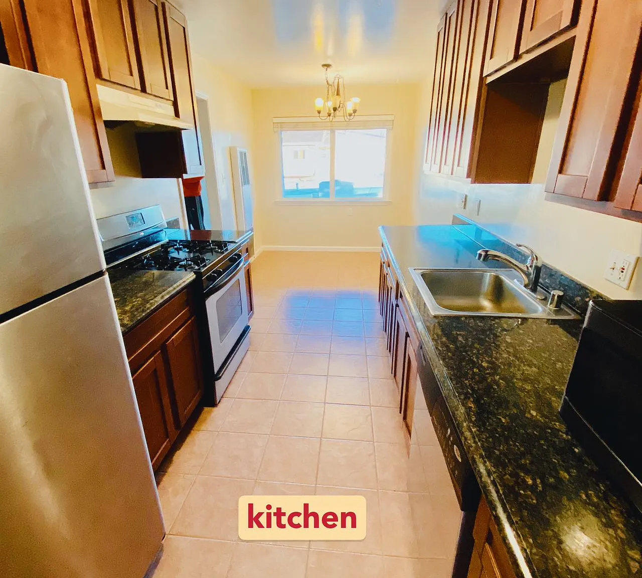 2 bed, 900 sqft, $3,300 — Photo 4