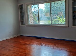 210 N Penn St, Palmyra, PA 17078