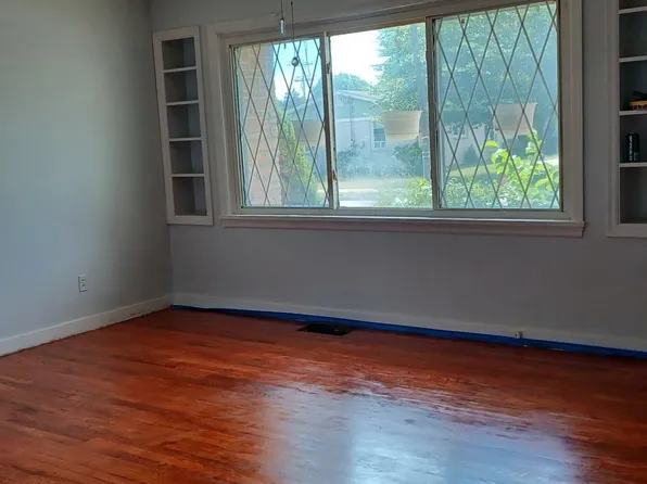 210 N Penn St, Palmyra, PA 17078