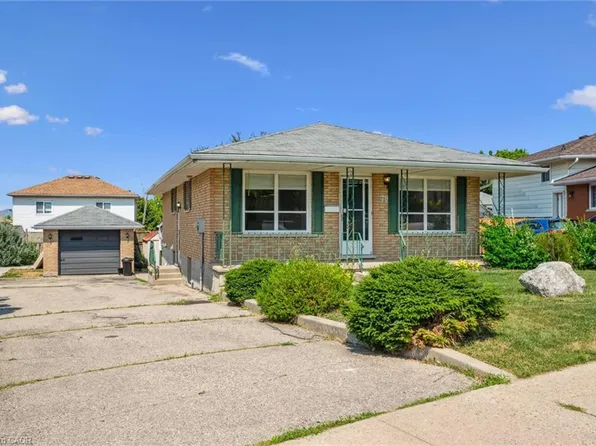 79 Lorraine Dr, Cambridge, ON N1R 6P2