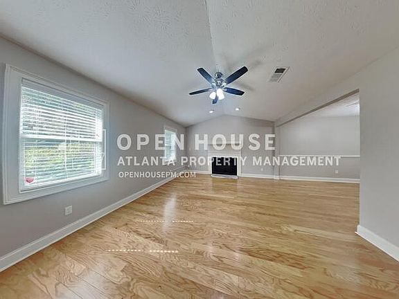 3rd image of 4970 Turtle Rock Dr