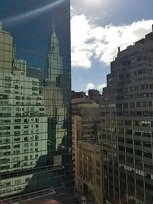 Rented by Manhattan Apartment Organization | media 28