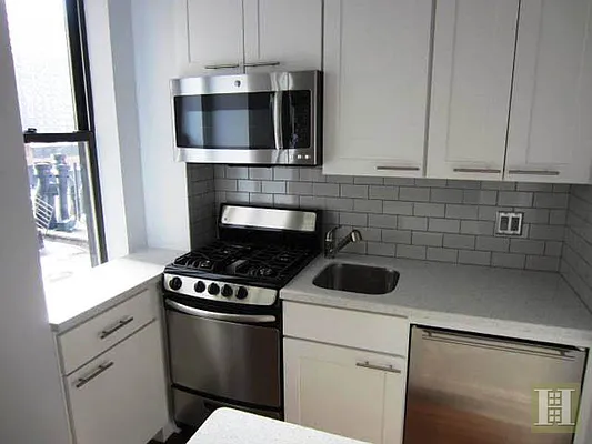 Rented by Halstead Real Estate | media 30